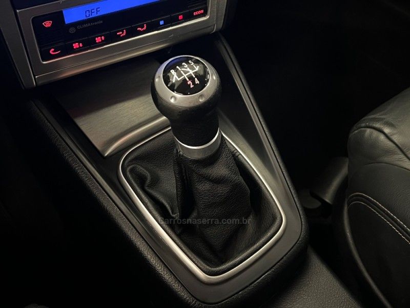 VOLKSWAGEN GOLF 1.6 MI SPORTLINE LIMITED EDITION 8V 2012/2013 ÓTIMA CAR FLORES DA CUNHA / Carros no Vale