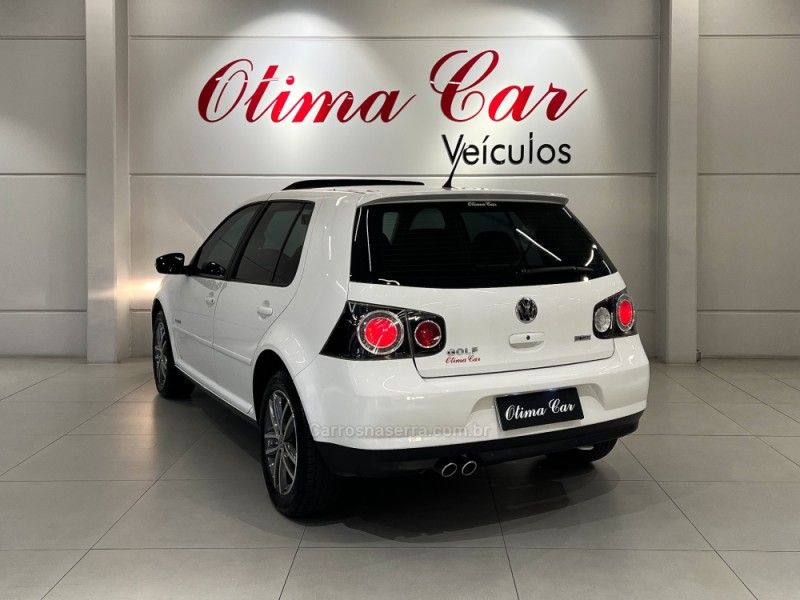 VOLKSWAGEN GOLF 1.6 MI SPORTLINE LIMITED EDITION 8V 2012/2013 ÓTIMA CAR FLORES DA CUNHA / Carros no Vale
