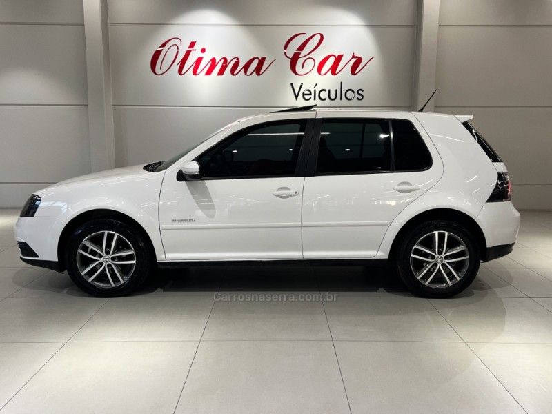 VOLKSWAGEN GOLF 1.6 MI SPORTLINE LIMITED EDITION 8V 2012/2013 ÓTIMA CAR FLORES DA CUNHA / Carros no Vale