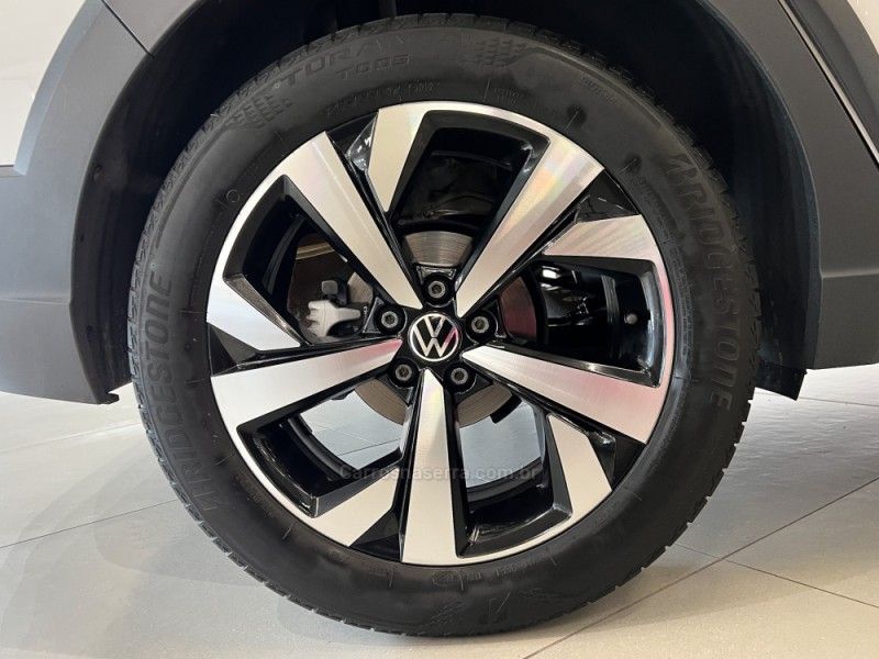 VOLKSWAGEN NIVUS 1.0 TSI HIGHLINE 2021/2021 ÓTIMA CAR FLORES DA CUNHA / Carros no Vale