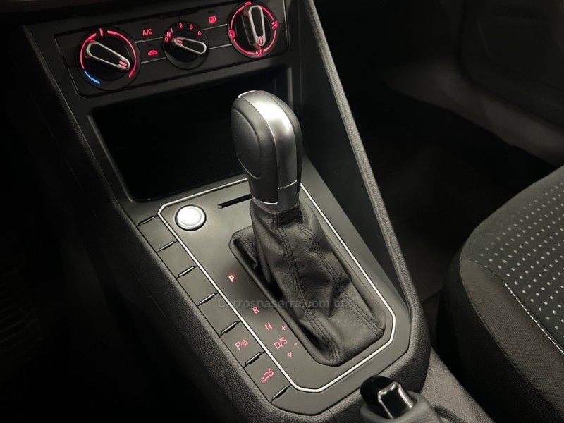 VOLKSWAGEN POLO 1.0 200 TSI COMFORTLINE 2018/2019 ÓTIMA CAR FLORES DA CUNHA / Carros no Vale