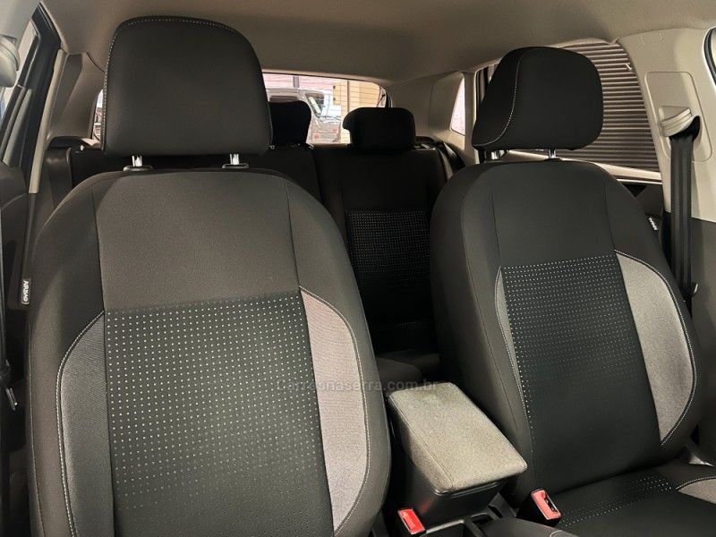 VOLKSWAGEN POLO 1.0 200 TSI COMFORTLINE 2018/2019 ÓTIMA CAR FLORES DA CUNHA / Carros no Vale
