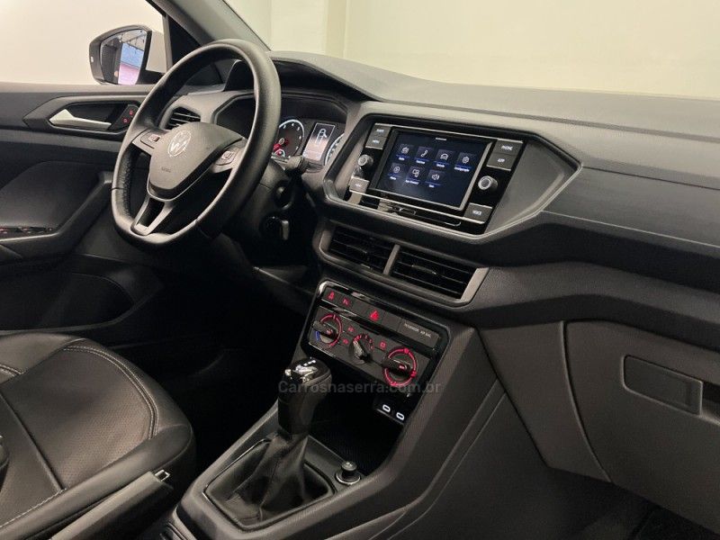 VOLKSWAGEN T-CROSS 1.0 TSI 200 SENSE 2024/2024 ÓTIMA CAR FLORES DA CUNHA / Carros no Vale