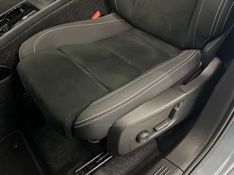 VOLVO XC 40 P8 RECHARGE TWIN ELETRIC ULTIMATE AWD 2022/2023 ÓTIMA CAR FLORES DA CUNHA / Carros no Vale
