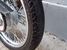 Yamaha Ybr 125-ed 2001/2002 NECO TOLATI VEÍCULOS VENÂNCIO AIRES / Carros no Vale