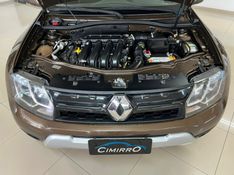 RENAULT DUSTER 2.0 DYNAMIQUE 4X4 16V 2015/2016 CIMIRRO AUTOMÓVEIS TAQUARA / Carros no Vale
