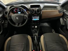 RENAULT DUSTER 2.0 DYNAMIQUE 4X4 16V 2015/2016 CIMIRRO AUTOMÓVEIS TAQUARA / Carros no Vale