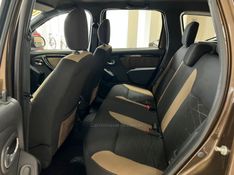 RENAULT DUSTER 2.0 DYNAMIQUE 4X4 16V 2015/2016 CIMIRRO AUTOMÓVEIS TAQUARA / Carros no Vale