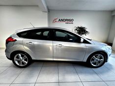 FORD FOCUS 1.6 SE 8V 2016/2017 ANDRIGO VEÍCULOS CAXIAS DO SUL / Carros no Vale