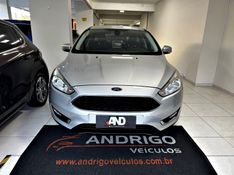FORD FOCUS 1.6 SE 8V 2016/2017 ANDRIGO VEÍCULOS CAXIAS DO SUL / Carros no Vale