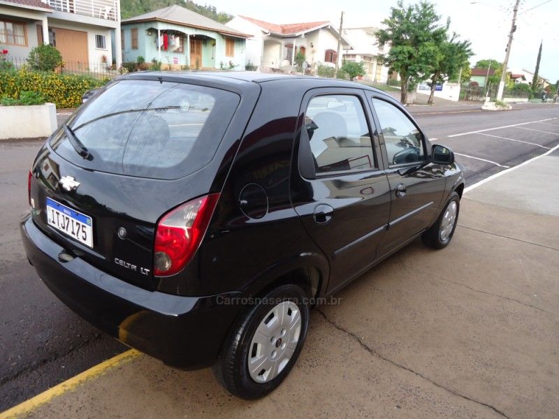 CHEVROLET CELTA 1.0 MPFI LS 8V 2013/2013 BOURSCHEID CARROS E MOTOS SANTA CLARA DO SUL / Carros no Vale