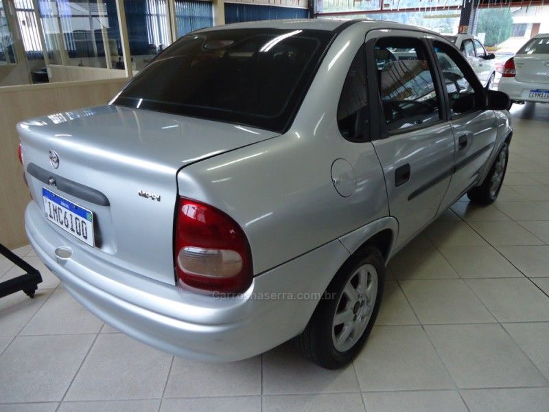 CHEVROLET CORSA 1.0 MPFI WIND SEDAN 8V 2001/2001 BOURSCHEID CARROS E MOTOS SANTA CLARA DO SUL / Carros no Vale