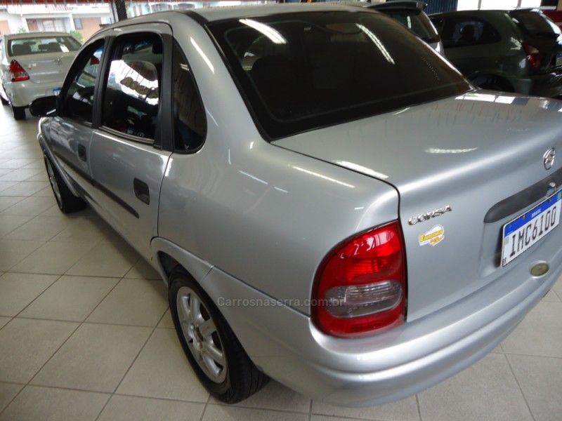 CHEVROLET CORSA 1.0 MPFI WIND SEDAN 8V 2001/2001 BOURSCHEID CARROS E MOTOS SANTA CLARA DO SUL / Carros no Vale