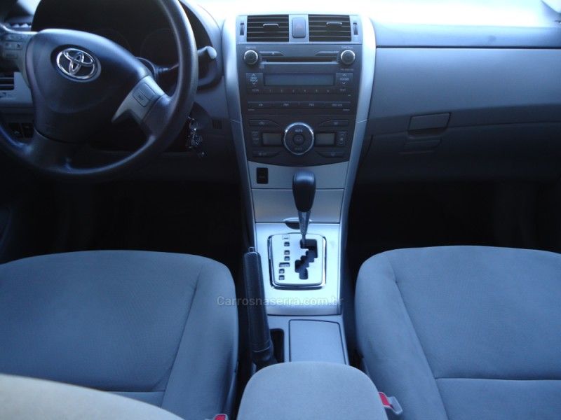 TOYOTA COROLLA 1.8 GLI 16V 2012/2012 BOURSCHEID CARROS E MOTOS SANTA CLARA DO SUL / Carros no Vale