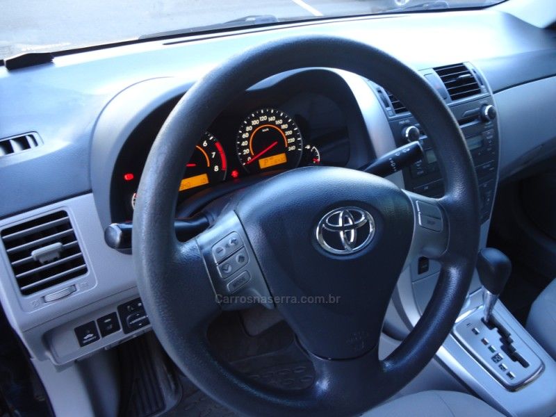 TOYOTA COROLLA 1.8 GLI 16V 2012/2012 BOURSCHEID CARROS E MOTOS SANTA CLARA DO SUL / Carros no Vale