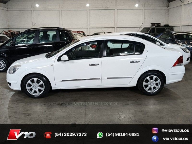 CHEVROLET VECTRA 2.0 MPFI EXPRESSION 8V 2007/2007 V10 VEÍCULOS CAXIAS DO SUL / Carros no Vale