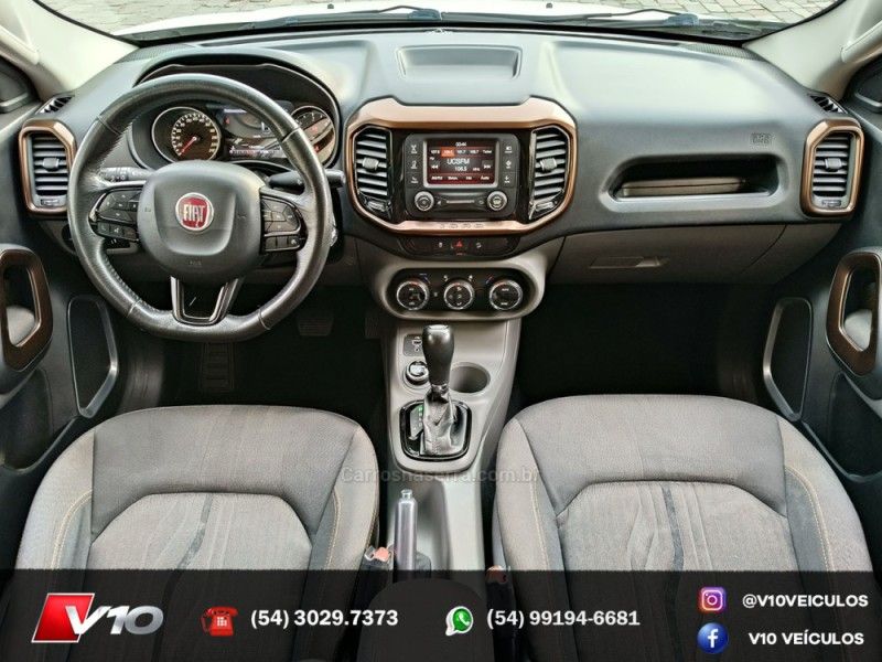 FIAT TORO 2.0 16V TURBO VOLCANO 4WD 2017/2017 V10 VEÍCULOS CAXIAS DO SUL / Carros no Vale