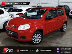 FIAT UNO 1.0 VIVACE 8V 2012/2013 V10 VEÍCULOS CAXIAS DO SUL / Carros no Vale