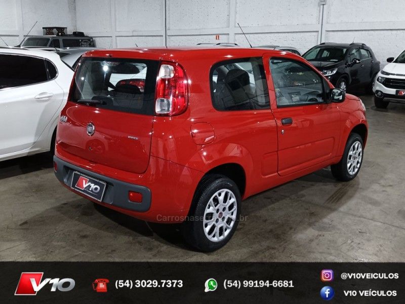 FIAT UNO 1.0 VIVACE 8V 2012/2013 V10 VEÍCULOS CAXIAS DO SUL / Carros no Vale