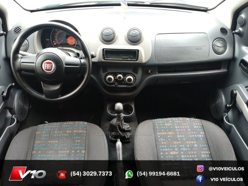 FIAT UNO 1.0 VIVACE 8V 2012/2013 V10 VEÍCULOS CAXIAS DO SUL / Carros no Vale