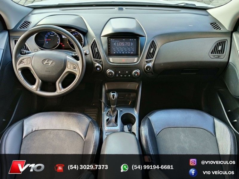 HYUNDAI IX35 2.0 MPFI GLS 16V 2015/2016 V10 VEÍCULOS CAXIAS DO SUL / Carros no Vale