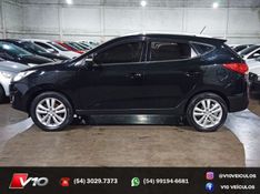 HYUNDAI IX35 2.0 MPI 4X2 16V 2012/2013 V10 VEÍCULOS CAXIAS DO SUL / Carros no Vale