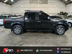 NISSAN FRONTIER 2.5 SV ATTACK 4X4 CD TURBO ELETRONIC 2015/2015 V10 VEÍCULOS CAXIAS DO SUL / Carros no Vale