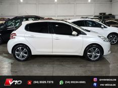 PEUGEOT 208 1.6 GRIFFE 16V 2014/2014 V10 VEÍCULOS CAXIAS DO SUL / Carros no Vale