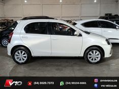 TOYOTA ETIOS 1.5 X PLUS 16V 2018/2019 V10 VEÍCULOS CAXIAS DO SUL / Carros no Vale