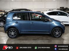 VOLKSWAGEN UP 1.0 MPI RUN UP 12V AUTOMATIZADO 2016/2017 V10 VEÍCULOS CAXIAS DO SUL / Carros no Vale