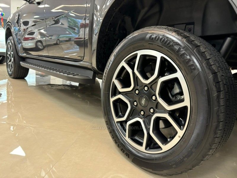 FORD RANGER 3.0 LIMITED 4X4 CD V6 TURBO 2024/2025 LUIGGI AUTOMÓVEIS CARLOS BARBOSA / Carros no Vale
