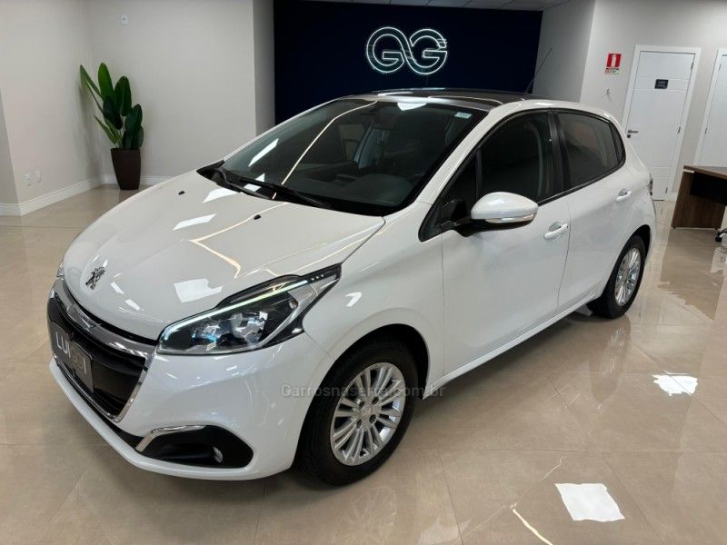 PEUGEOT 208 1.6 ALLURE 16V 2017/2017 LUIGGI AUTOMÓVEIS CARLOS BARBOSA / Carros no Vale