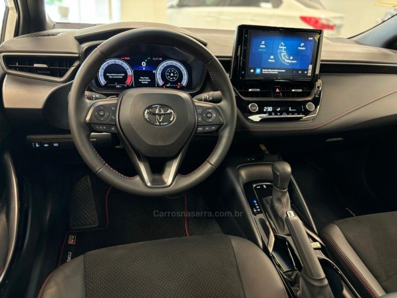 TOYOTA COROLLA 2.0 GR SPORT 16V 2024/2024 LUIGGI AUTOMÓVEIS CARLOS BARBOSA / Carros no Vale