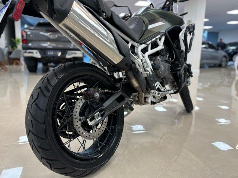 TRIUMPH TIGER 900 RALLY 2021/2021 LUIGGI AUTOMÓVEIS CARLOS BARBOSA / Carros no Vale