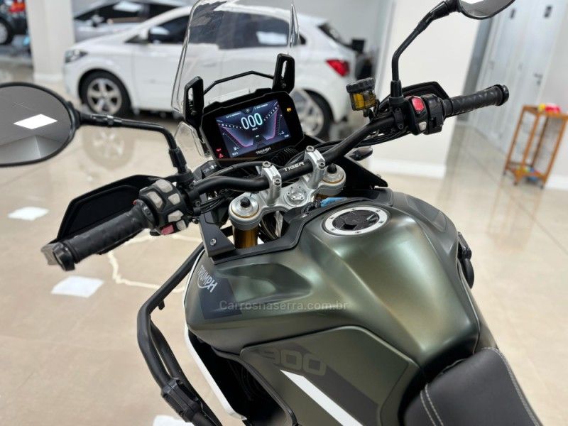 TRIUMPH TIGER 900 RALLY 2021/2021 LUIGGI AUTOMÓVEIS CARLOS BARBOSA / Carros no Vale