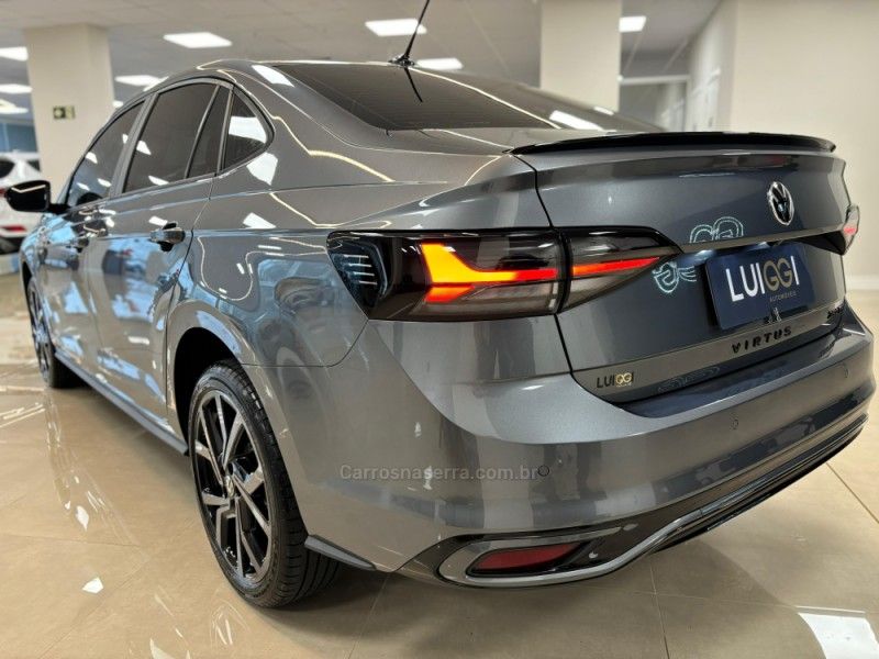 VOLKSWAGEN VIRTUS 1.4 250 TSI 16V EXCLUSIVE 2024/2024 LUIGGI AUTOMÓVEIS CARLOS BARBOSA / Carros no Vale