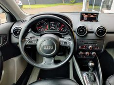 Audi A1 1.4 TFSI 122cv S-tronic 3p 2011/2012 VALE AUTOMÓVEIS LAJEADO / Carros no Vale