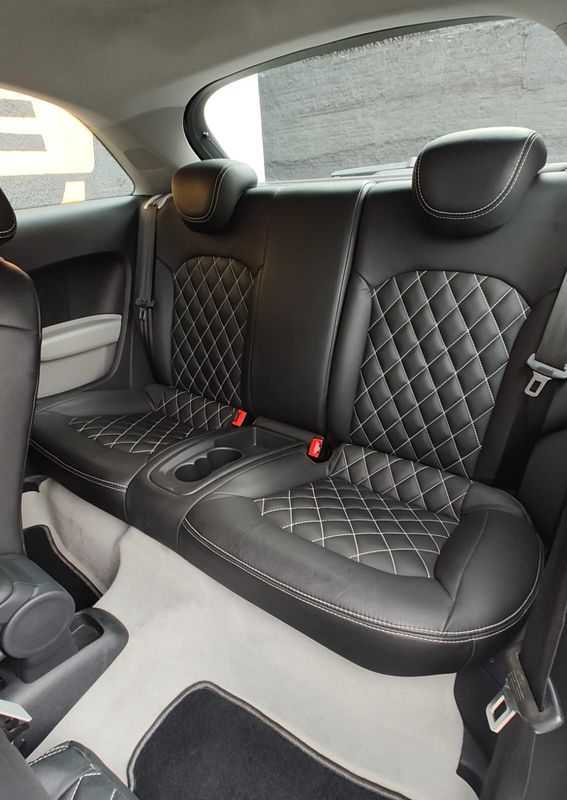 Audi A1 1.4 TFSI 122cv S-tronic 3p 2011/2012 VALE AUTOMÓVEIS LAJEADO / Carros no Vale