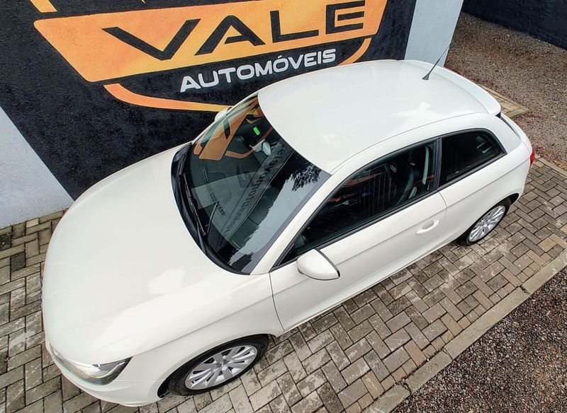 Audi A1 1.4 TFSI 122cv S-tronic 3p 2011/2012 VALE AUTOMÓVEIS LAJEADO / Carros no Vale
