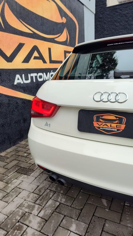 Audi A1 1.4 TFSI 122cv S-tronic 3p 2011/2012 VALE AUTOMÓVEIS LAJEADO / Carros no Vale