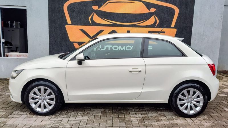 Audi A1 1.4 TFSI 122cv S-tronic 3p 2011/2012 VALE AUTOMÓVEIS LAJEADO / Carros no Vale