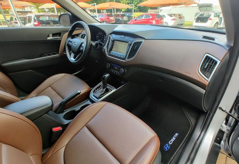 Hyundai Creta Prestige 2.0 16V 2018/2019 VALE AUTOMÓVEIS LAJEADO / Carros no Vale