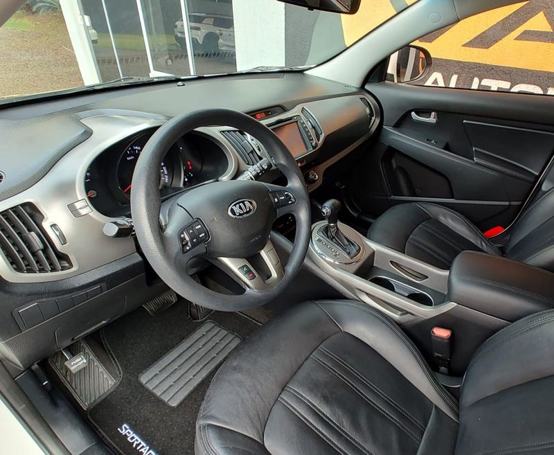 KIA Sportage LX 2.0 16V/ 16V 2015/2016 VALE AUTOMÓVEIS LAJEADO / Carros no Vale