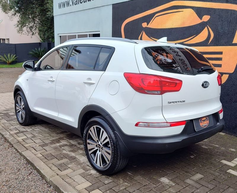 KIA Sportage LX 2.0 16V/ 16V 2015/2016 VALE AUTOMÓVEIS LAJEADO / Carros no Vale