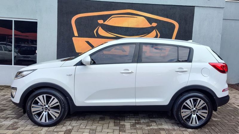 KIA Sportage LX 2.0 16V/ 16V 2015/2016 VALE AUTOMÓVEIS LAJEADO / Carros no Vale
