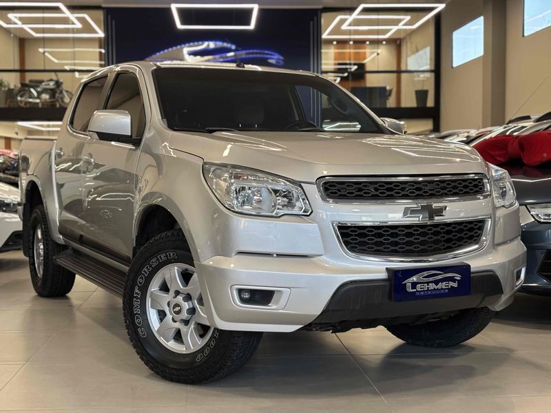 CHEVROLET S10 2.5 LT 4X4 CD 16V 2015/2015 LEHMEN VEÍCULOS VENÂNCIO AIRES / Carros no Vale