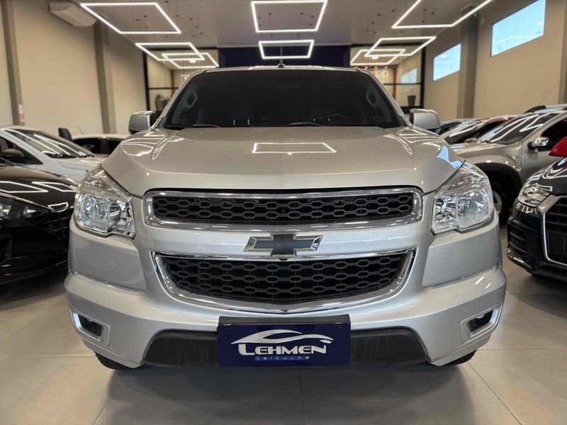 CHEVROLET S10 2.5 LT 4X4 CD 16V 2015/2015 LEHMEN VEÍCULOS VENÂNCIO AIRES / Carros no Vale