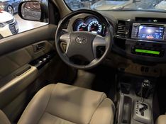 TOYOTA HILUX SW4 3.0 SRV 4X4 16V TURBO INTERCOOLER 2012/2012 LEHMEN VEÍCULOS VENÂNCIO AIRES / Carros no Vale