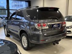 TOYOTA HILUX SW4 3.0 SRV 4X4 16V TURBO INTERCOOLER 2012/2012 LEHMEN VEÍCULOS VENÂNCIO AIRES / Carros no Vale