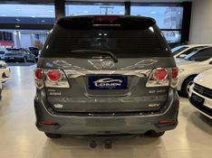 TOYOTA HILUX SW4 3.0 SRV 4X4 16V TURBO INTERCOOLER 2012/2012 LEHMEN VEÍCULOS VENÂNCIO AIRES / Carros no Vale